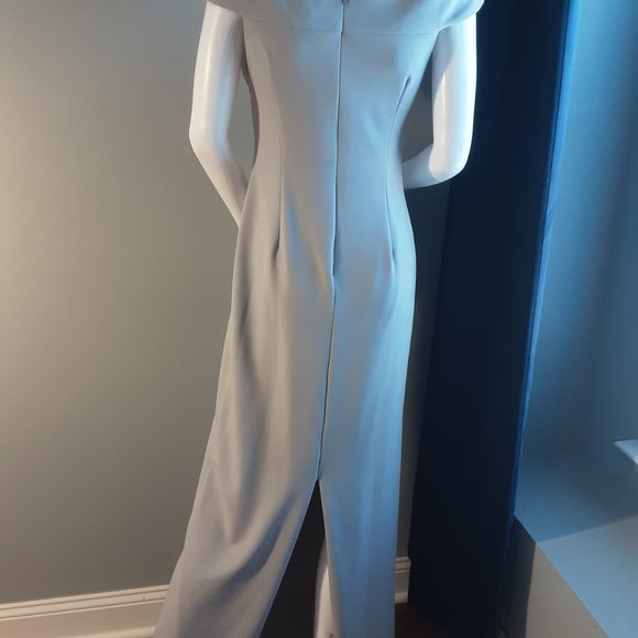 EVENING GOWN by ADRIANNA PAPELL - Picture 3 of 8